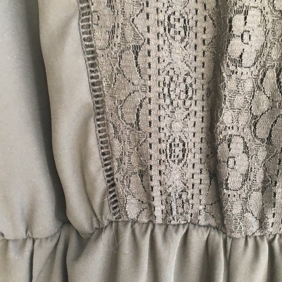 Romper - Picture 4 of 5